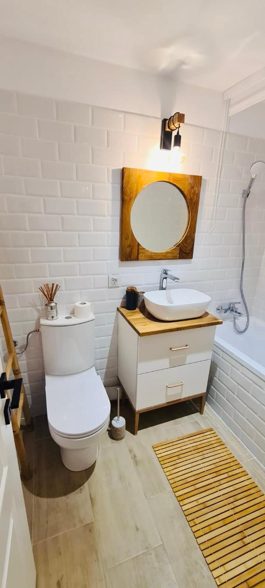 Warm And Cozy Studio Flat Near Straja Uricani  Ngoại thất bức ảnh